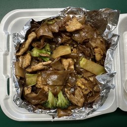 Burnt chicken 71. Pad Thai to go... Burnt chicken 71. Pad Thai to go...