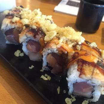 Komé - Alone roll. Very fresh fish! Great taste! Perfect proportion of rice! - Japanese Near Me - Austin, Texas Komé - Alone roll. Very fresh fish! Great taste! Perfect proportion of rice! - Japanese Near Me - Austin, Texas