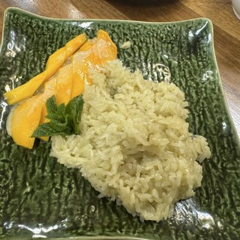 Brok Da Mout - Mango sticky rice - Thai Near Me - Pearl City, Hawaii Brok Da Mout - Mango sticky rice - Thai Near Me - Pearl City, Hawaii