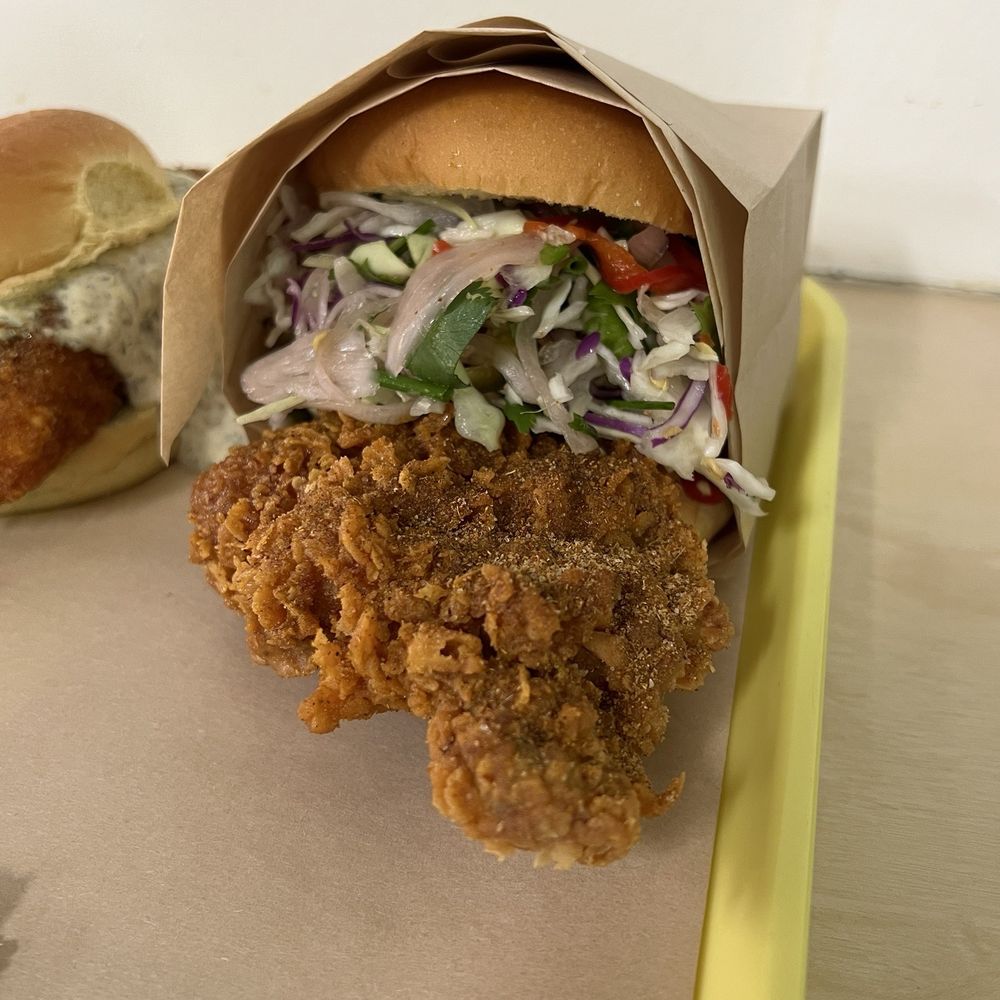 Daybird - Chicken Shop Near Me - Los Angeles, California