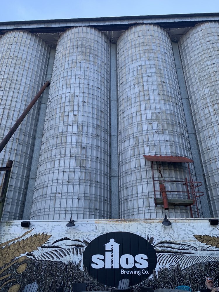 The Silo Bar Image