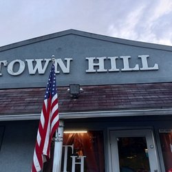 Town Hill Tavern