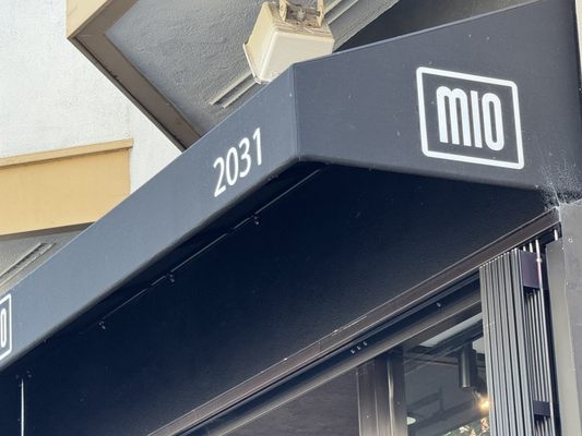 MIO by null
