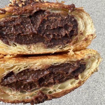 Caracas Bakery - Chocolate Croissant - Bakeries Near Me - Miami, Florida Caracas Bakery - Chocolate Croissant - Bakeries Near Me - Miami, Florida
