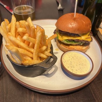 Yardbird - The Great American Burger - Whiskey Bars Near Me - Denver, Colorado