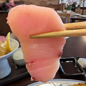 Lin's Garden - Fat slice of yellowtail - Japanese Near Me - Roseville, California