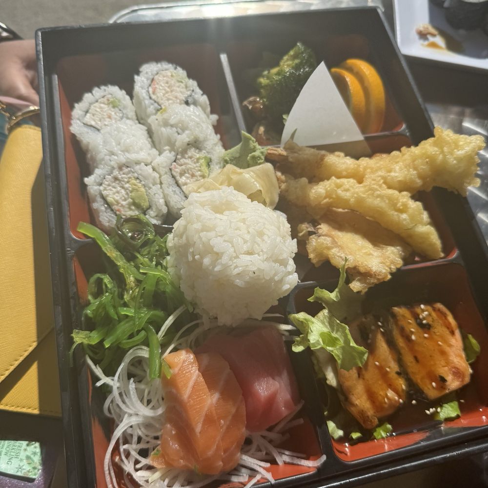 Hanabi Sushi - Sushi Bars Near Me - Martinez, California Hanabi Sushi - Sushi Bars Near Me - Martinez, California