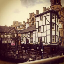 Traditional British boozers Traditional British boozers