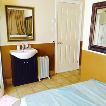 Spa Maximum - Day Spas Near Me - Saint-Hubert, Quebec