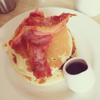 North Point - Stack of pancakes with bacon and maple syrup. - Coffee & Tea Near Me - St Andrews, FIF North Point - Stack of pancakes with bacon and maple syrup. - Coffee & Tea Near Me - St Andrews, FIF