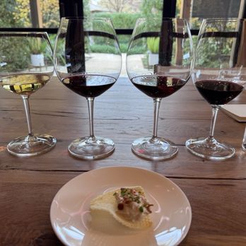 Cakebread Cellars - Tasting - Wineries Near Me - Rutherford, California