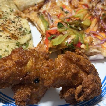Bombay Curry & Pizzeria - Halal Chicken Wings (6) - Pizza Near Me - Gardena, California Bombay Curry & Pizzeria - Halal Chicken Wings (6) - Pizza Near Me - Gardena, California