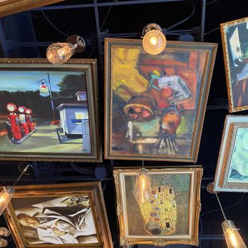 Art Bar - Ceiling art - Bars Near Me - Las Vegas, Nevada