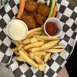Bonezay Wings - Boneless wings with mild sauce and fries