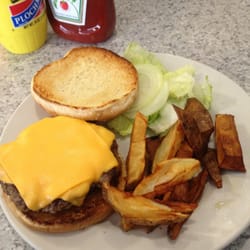 Lakeside Restaurant - Ordered a cheeseburger based off the sign in the window, "Voted best burgers in Antioch" This is what I received.