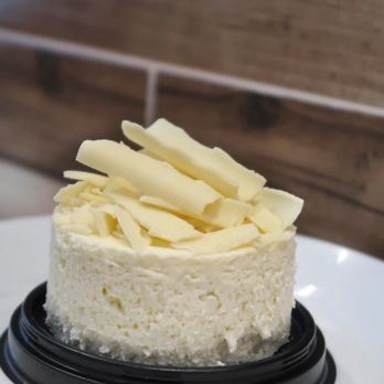 Cheese Garden - Mini Shiroi Valentine Soufflé Cheesecake - Custom Cakes Near Me - Toronto, Ontario