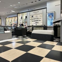 Bloomingdale's