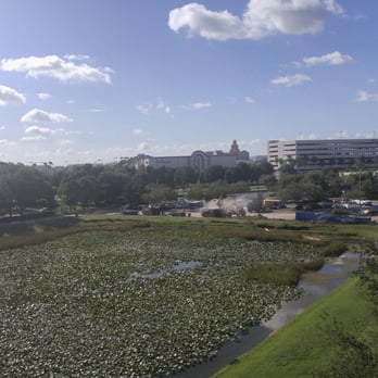 Villa Sonoma Condominiums - Villa Sonoma condominiums Tampa east pond view 2 w international mall - Condominiums Near Me - Tampa, Florida
