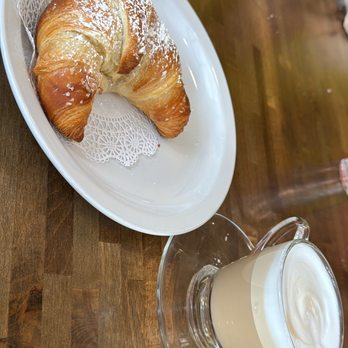 Cafe Folino - Cafes Near Me - Wyomissing, Pennsylvania Cafe Folino - Cafes Near Me - Wyomissing, Pennsylvania