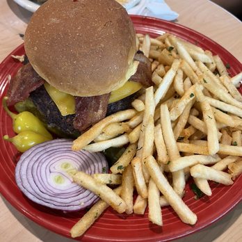 Hunny's Cafe - Hamburger - American Near Me - Lake Elsinore, California Hunny's Cafe - Hamburger - American Near Me - Lake Elsinore, California