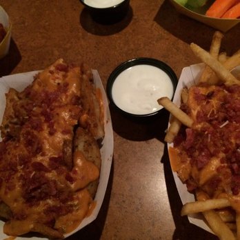 Buffalo Wild Wings - Wedges and Fries with cheese and bacon - American Near Me - Memphis, Tennessee