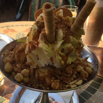 Eiscafe Maintor - Nussknacker becher - nusseis, gemischtenuss, nusslikor, nusssoße, Sahne !!! Nuss overload ;-)) - Cafes Near Me - Seligenstadt, HE Eiscafe Maintor - Nussknacker becher - nusseis, gemischtenuss, nusslikor, nusssoße, Sahne !!! Nuss overload ;-)) - Cafes Near Me - Seligenstadt, HE