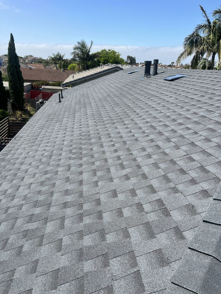 Slide of Jos Roofing South