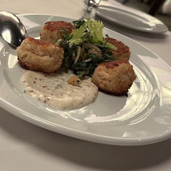 Ocean Prime - Mini crab cakes - Seafood Near Me - Dallas, Texas Ocean Prime - Mini crab cakes - Seafood Near Me - Dallas, Texas