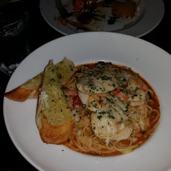 Kula Bistro - Seafood Linguine...Grilled Monchong, scallops and shrimp - Italian Near Me - Kula, Hawaii Kula Bistro - Seafood Linguine...Grilled Monchong, scallops and shrimp - Italian Near Me - Kula, Hawaii