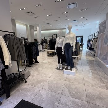 White House Black Market - Women's Clothing Near Me - Tustin, California White House Black Market - Women's Clothing Near Me - Tustin, California