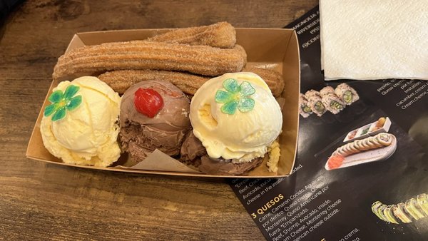 Con Sabor a Sinaloa: Sushi, Churros, Coffee & Ice Cream by null
