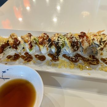 Sushi Sawa - Dragon Roll - Sushi Bars Near Me - Azusa, California