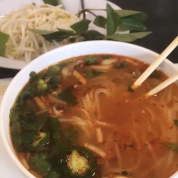 Pho Show - Chicken Pho (I added condiments to make it spicy) - Vietnamese Near Me - Culver City, California