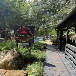 The Historic Village Of Gold Hill - Fat Mack's