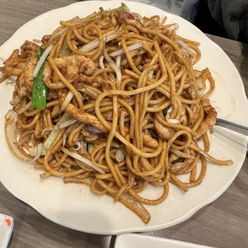 Chef Chen - Chow mein - Chinese Near Me - Montebello, California