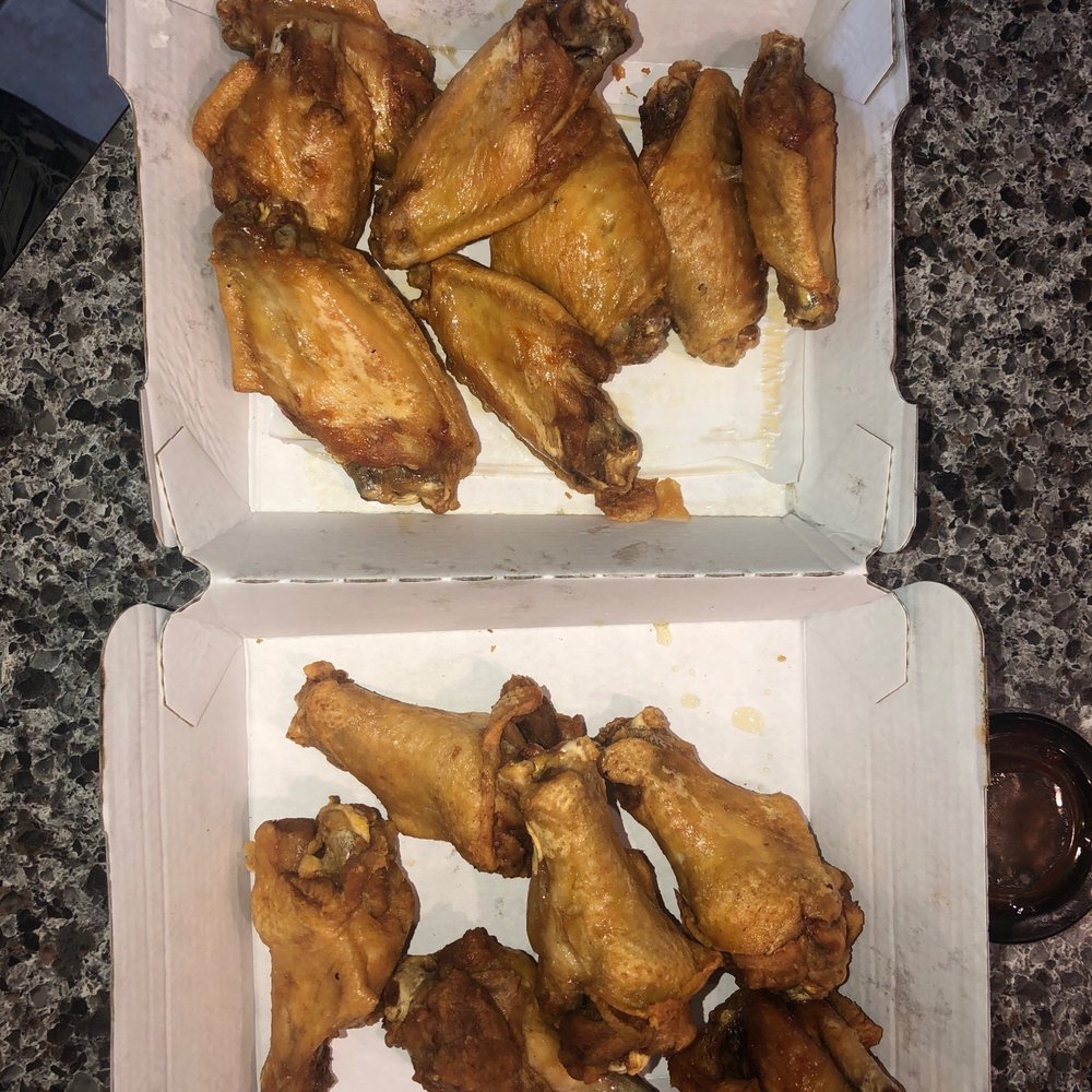 Buffalo Wild Wings - 14 wings after I ordered 15 and had to come home and throw these in the oven even tho I ordered extra crispy - Chicken Wings Near Me - Riverview, Florida Buffalo Wild Wings - 14 wings after I ordered 15 and had to come home and throw these in the oven even tho I ordered extra crispy - Chicken Wings Near Me - Riverview, Florida