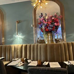 Cove Restaurant & Lounge