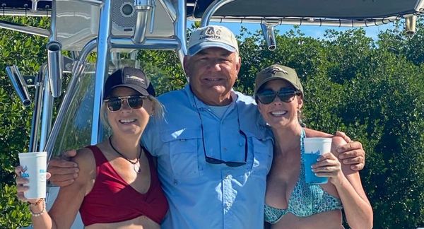Time to relax ... we dont watch the clock ... you shouldn't either. - Come have some fun with us and let the good times fly. Time to relax ... we dont watch the clock ... you shouldn't either. - Come have some fun with us and let the good times fly.