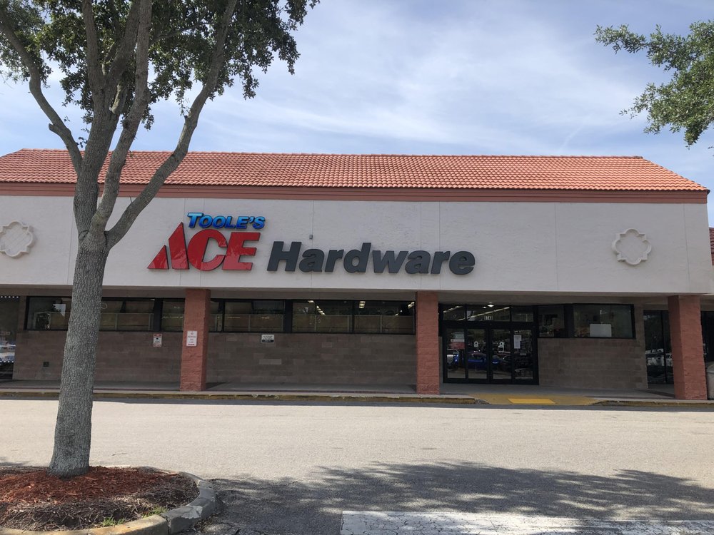 Aloma Ace Hardware, Winter Park Roadtrippers