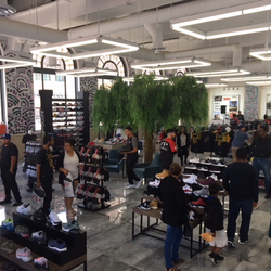 Shoe Palace