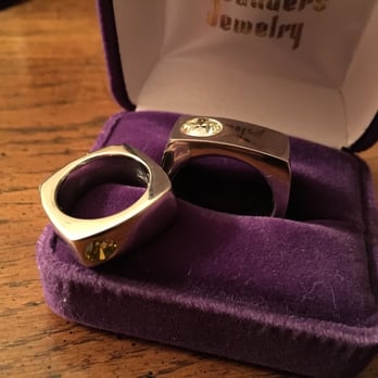 Pounders Jewelry - Custom men's diamond wedding bands. - Jewelry Near Me - Spokane, Washington