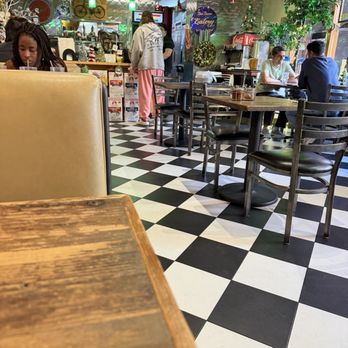 Thai Towne Eatery - Thai Near Me - Orange, California