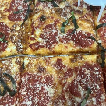 Evoli Pizzeria - Grandma Pie - Pizza Near Me - Hackensack, New Jersey
