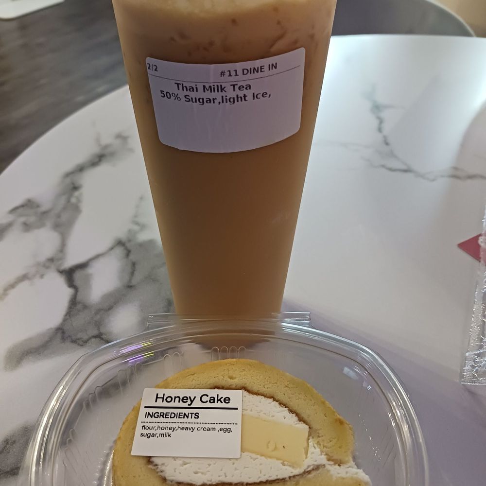 Meow Tea Cafe - Thai iced tea and honey cake - Bubble Tea Near Me - Upland, California