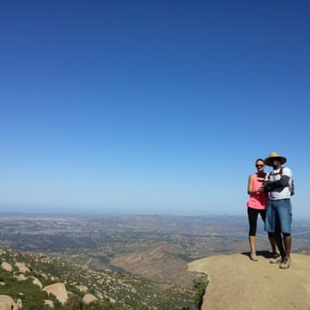 Lake Poway Trail - Hiking Near Me - Lake Poway, California Lake Poway Trail - Hiking Near Me - Lake Poway, California