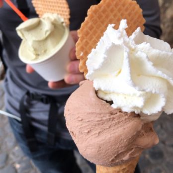 Gelateria del Viale - pistachio, chocolate hazelnut - Ice Cream & Frozen Yogurt Near Me - Roma, RM