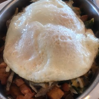 Maple & Hash - M&H Brisket Skillet was delicious - Breakfast & Brunch Near Me - Hampshire, Illinois