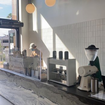 Stereoscope - Inside vibe - Coffee Roasteries Near Me - Newport Beach, California