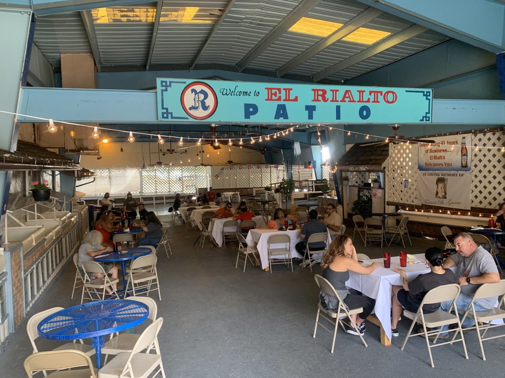 El Rialto Restaurant & Lounge, Las Vegas Roadtrippers