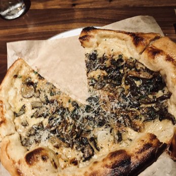 North Italia - Funghi Pizza - Italian Near Me - Reston, Virginia North Italia - Funghi Pizza - Italian Near Me - Reston, Virginia